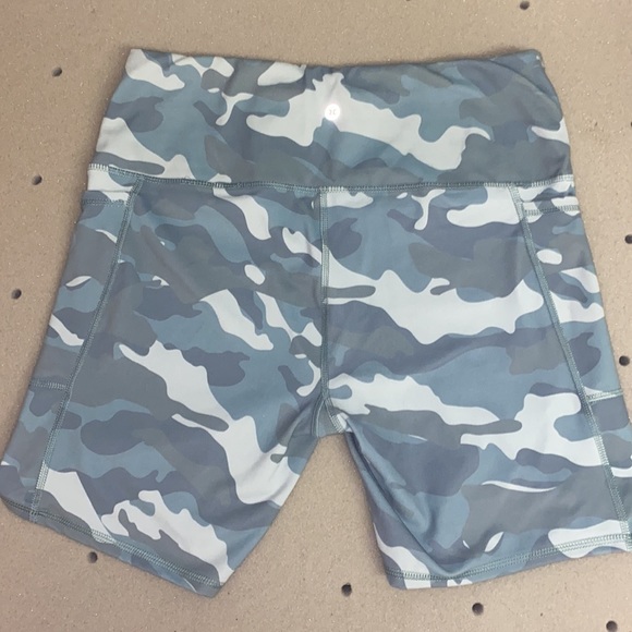 camo 7” inch biker short - Picture 6 of 8